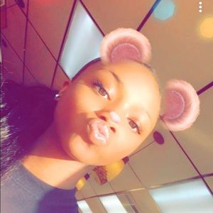 Meet your Posher, Jashala